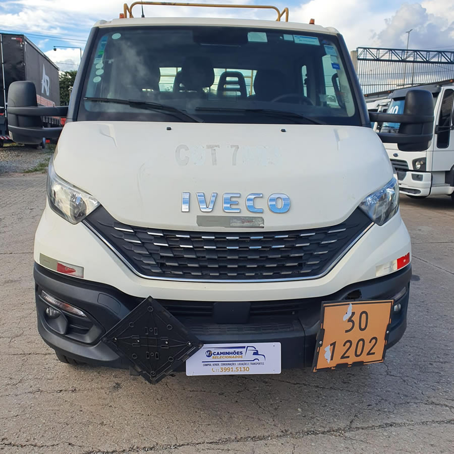 Caminhão Iveco h7 caminhões