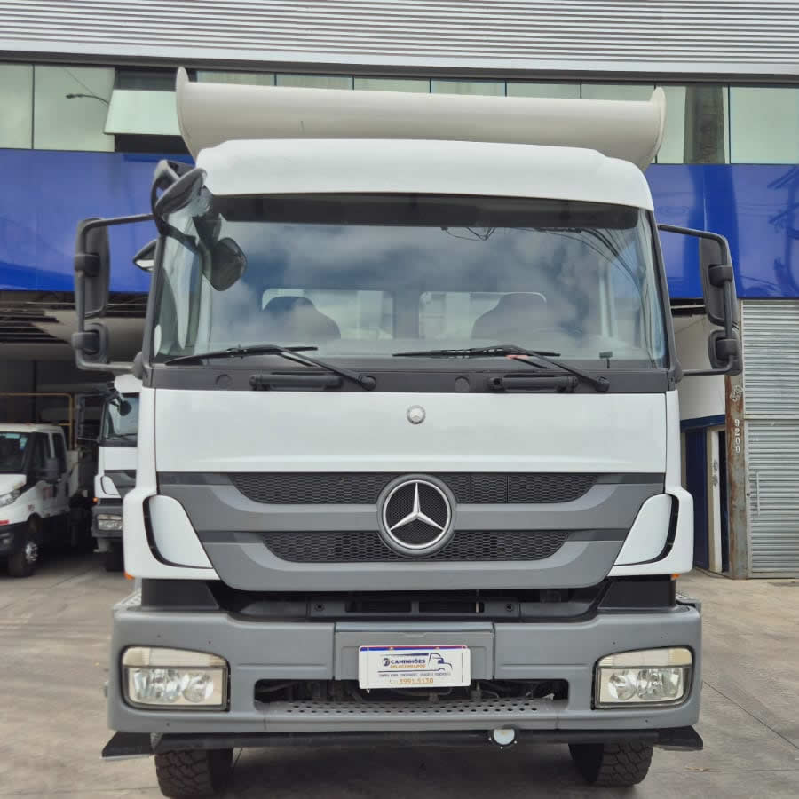 Mercedes Benz h7 caminhões